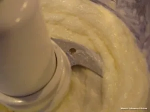 Making of Lebanese Garlic Sauce in Food Processor