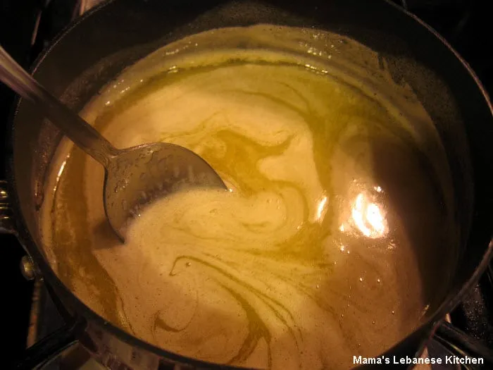 Boil butter and sugar Recette de Biscuit au Chocolat