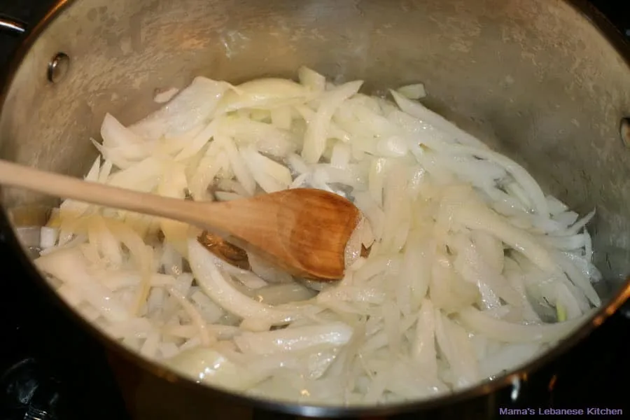 Fry the onions with vegetable oil Lebanese Mujaddara